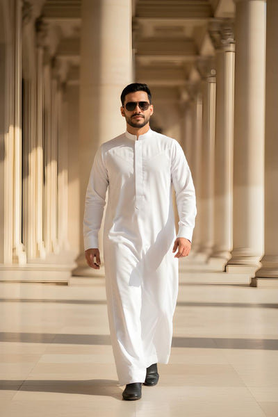 Saudi Traditional Dress - Raakaat