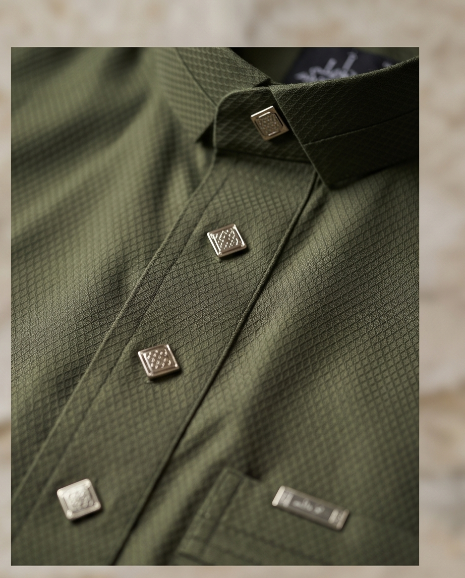 Men's Olive Green Textured Thobe – Premium Saudi Style Jubba with Geometric Buttons - Raakaat