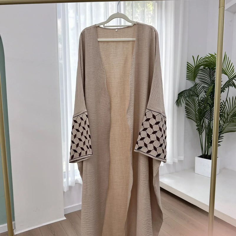 New Embroidery Abayas for Women Muslim Dress Dubai Turkey Kaftan Kimono Caridgan Open Abaya Kebaya Islam Jalabiya Caftan Gown