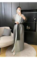Wind Coat for Women 2024 Autumn New Style Gradient Color, Plus Fat and Enlarged Bat Sleeves, Scarf Style Long Outerwear