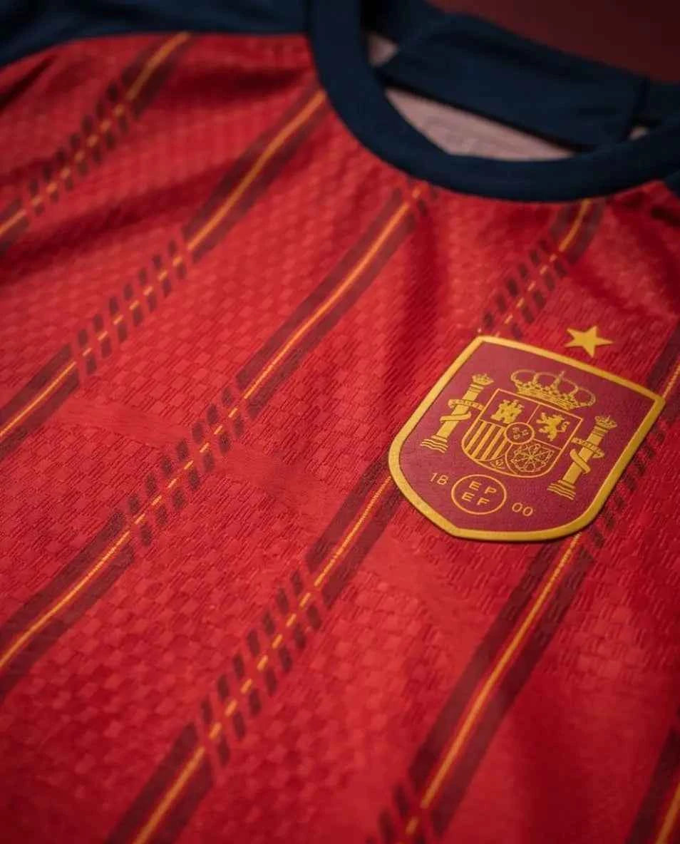 Spain Home Jersey – Red & Navy Gold-Pinstripe 1-Star National Football Shirt