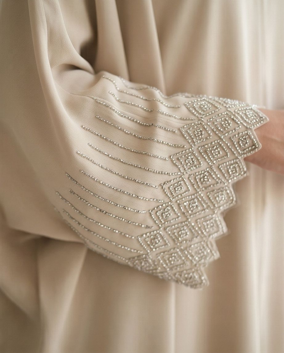 The Sandstone Scalloped Farasha | 10 - Raakaat