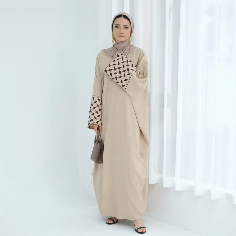 New Embroidery Abayas for Women Muslim Dress Dubai Turkey Kaftan Kimono Caridgan Open Abaya Kebaya Islam Jalabiya Caftan Gown