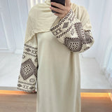 Embroidery Cuff Closed Abaya Dress Muslim Abayas for Women Dubai Luxury Turkey African Dresses Islmaic Clothes Hijab Robe Kaftan