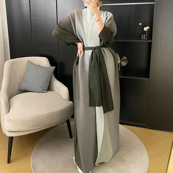 Wind Coat for Women 2024 Autumn New Style Gradient Color, Plus Fat and Enlarged Bat Sleeves, Scarf Style Long Outerwear